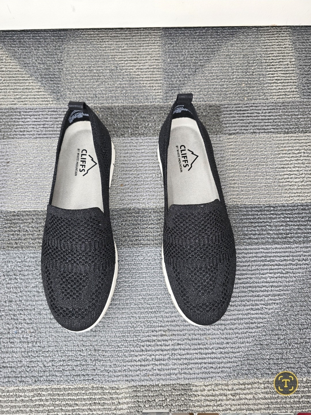 Cliffs by WHITE MOUNTAIN Garren Black Glittet Knit Slip-On